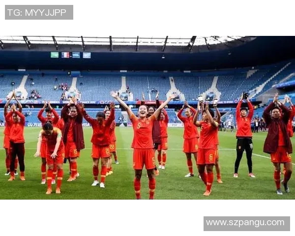 上海排球队重塑辉煌之路:从传统到现代的杯赛征程探秘 上海排球队重塑辉煌之路:从传统到现代的杯赛征程探秘